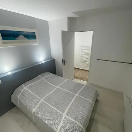 Apartmán Etage Fonctionnelle Et Independante